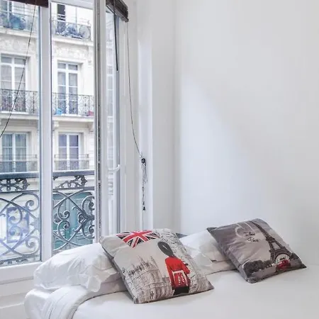 Charming 1 Bedroom Near Gare Du Nord-eurostar *